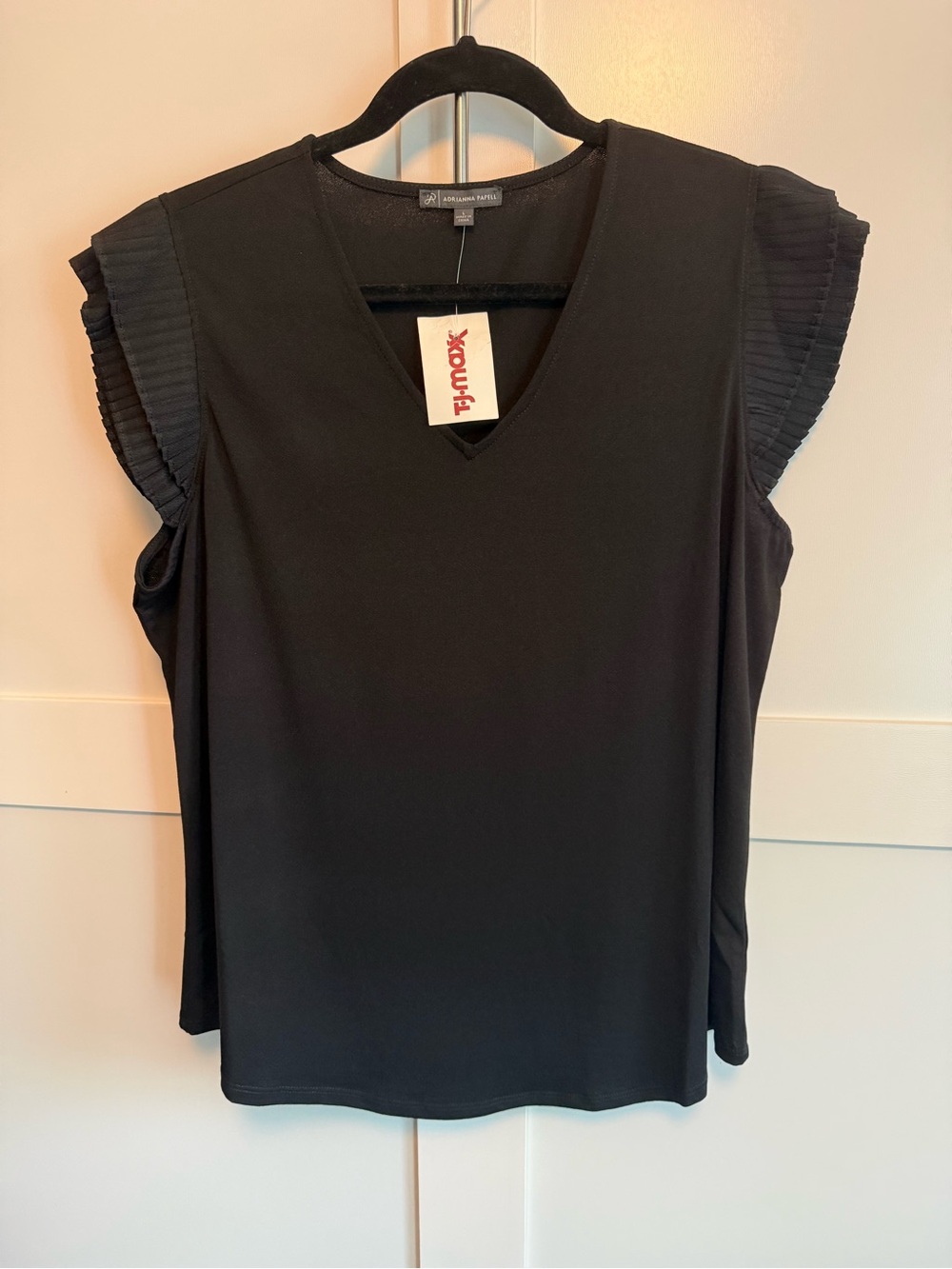 Adrianna Papell Black Pleated Cap-Sleeve V-Neck Camisole